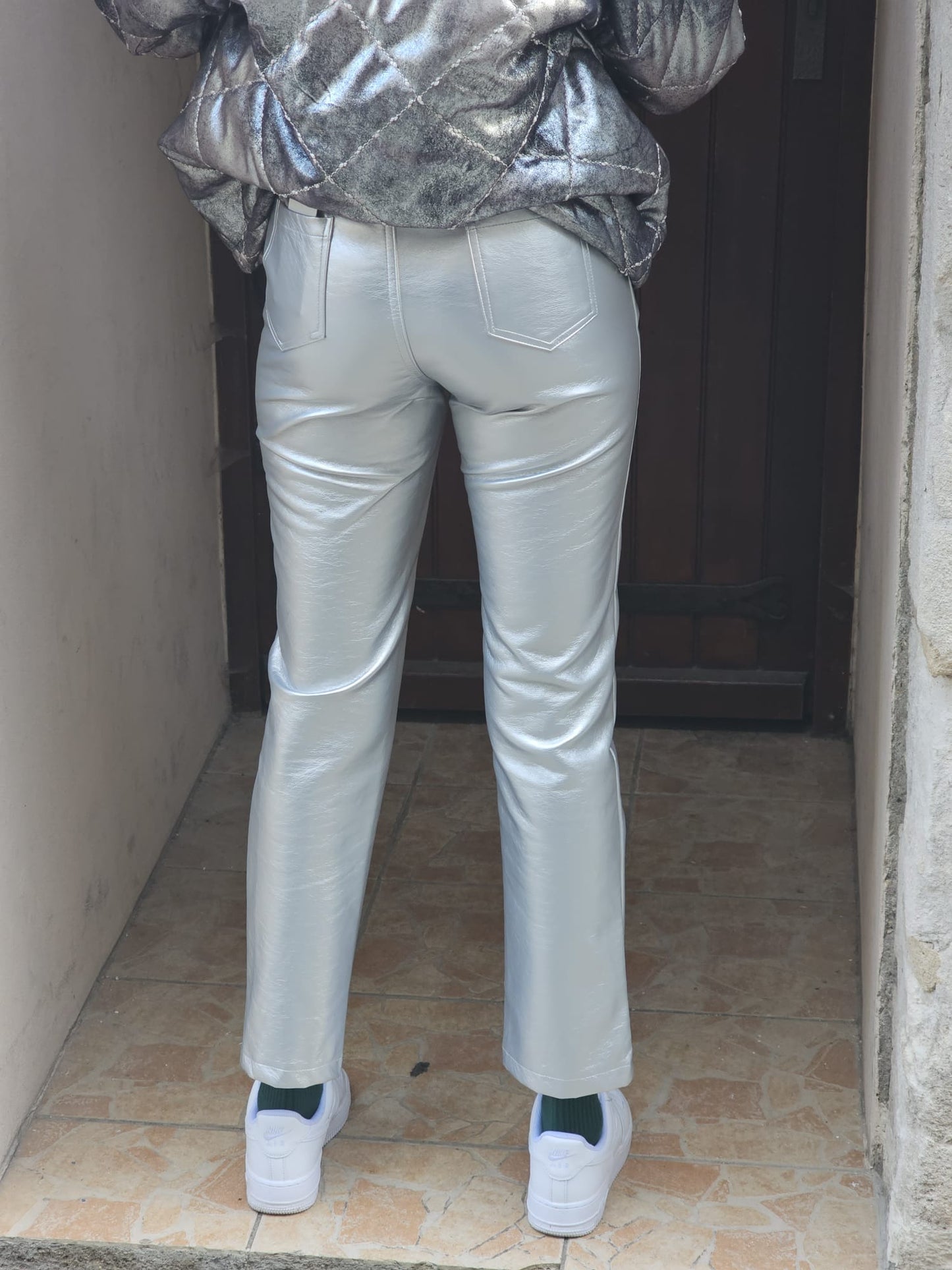 Pantalon simili-cuir argenté