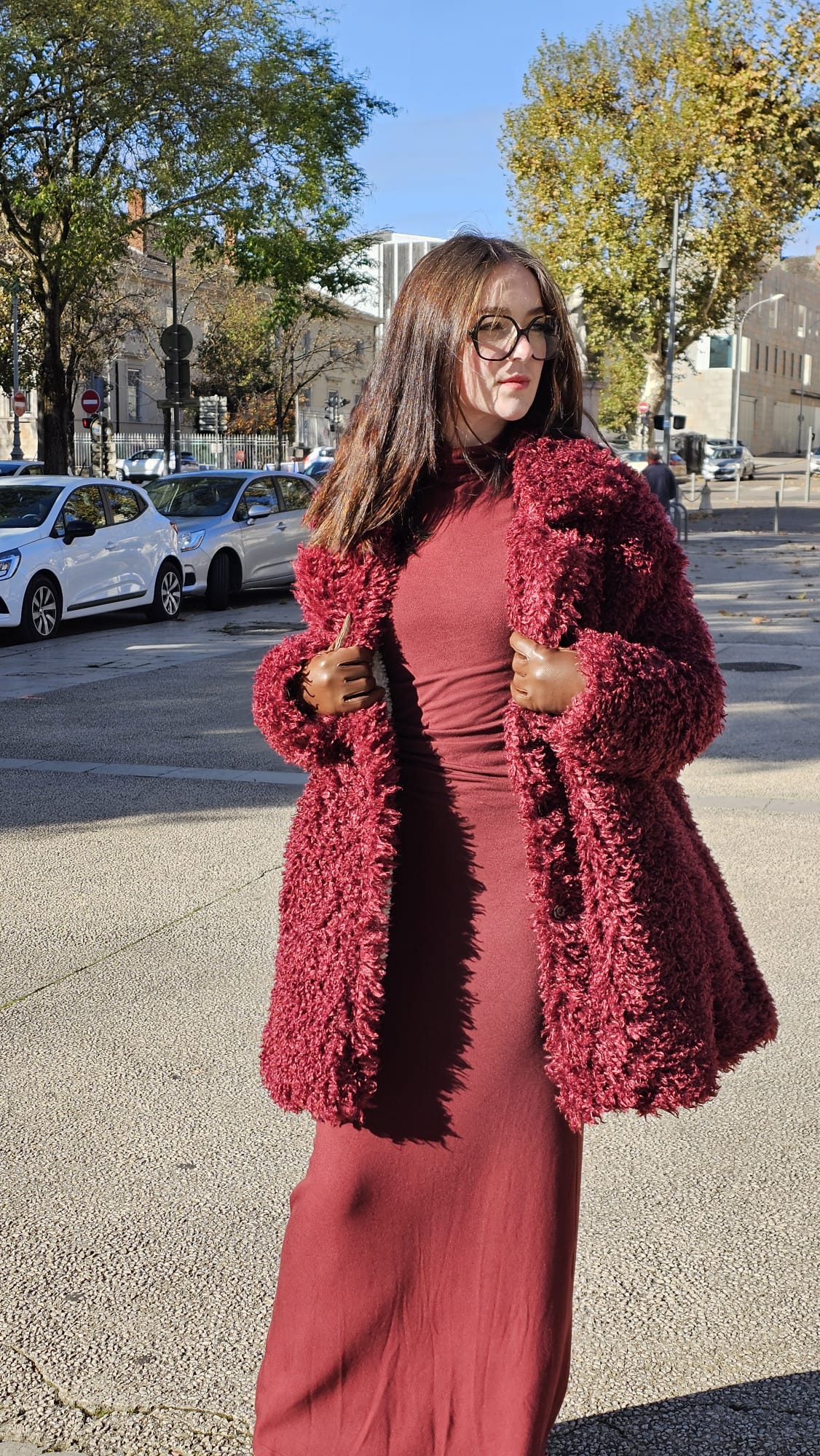 Manteau Bordeaux fausse fourrure